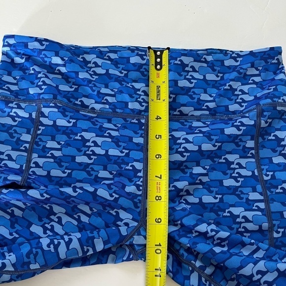 Vineyard Vines Performance Whale Outline Blue Printed Leggings Cropped Size Med - Picture 5 of 9